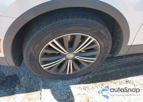 2018 Volkswagen Tiguan 2.0T Se/2.0T Sel из США, поврежденный, VIN 3VV2B7AX9JM144993